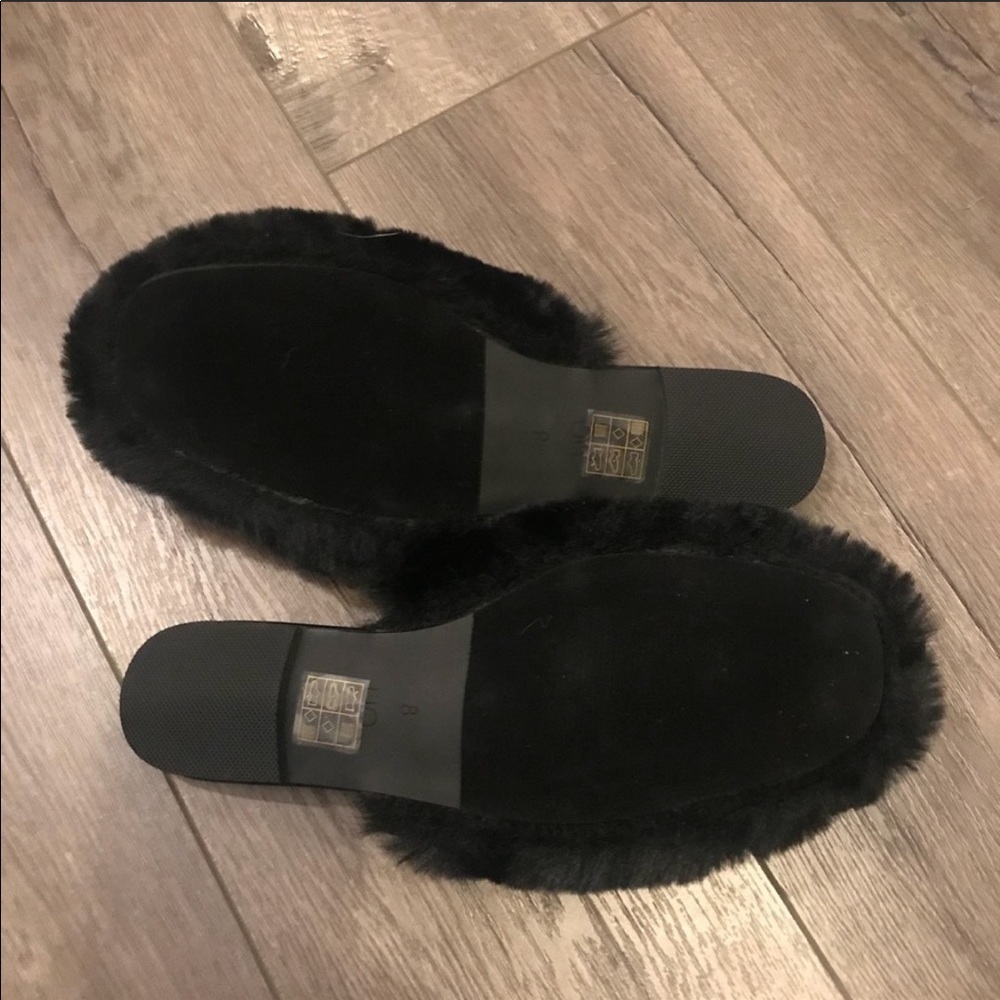 NWT Urban Outfitters Faux Fur Mule Slides - Picture 5 of 6